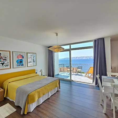 アパート Fuer 4 Personen Mit Meerblick By Interhome *