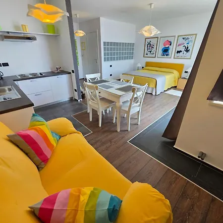 Fuer 4 Personen Mit Meerblick By Interhome Apartmán *