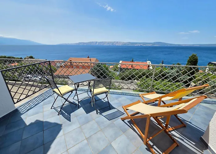 Fuer 4 Personen Mit Meerblick By Interhome Apartmán Novi Vinodolski