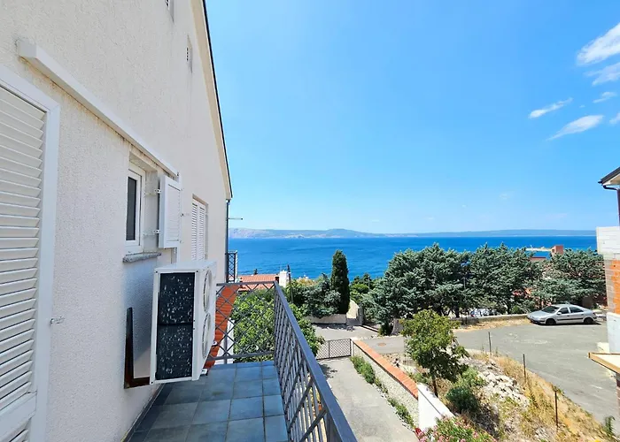 Fuer 4 Personen Mit Meerblick By Interhome * Novi Vinodolski